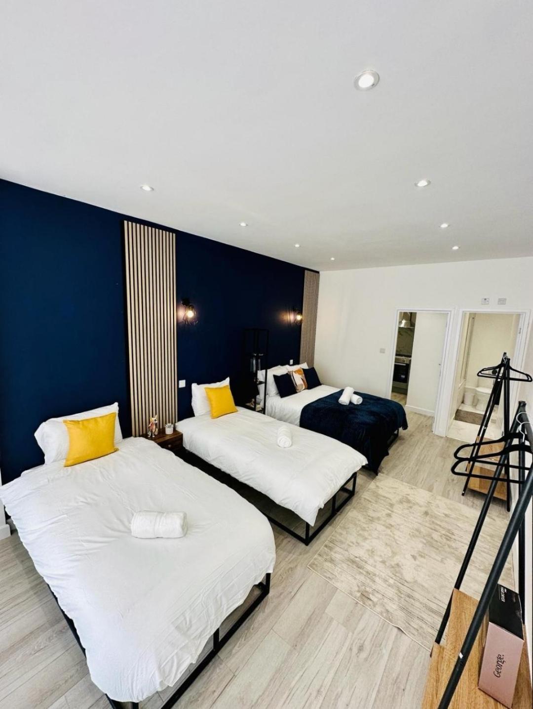 High Standard Central Studios Perfect For Tourists! Λονδίνο Δωμάτιο φωτογραφία